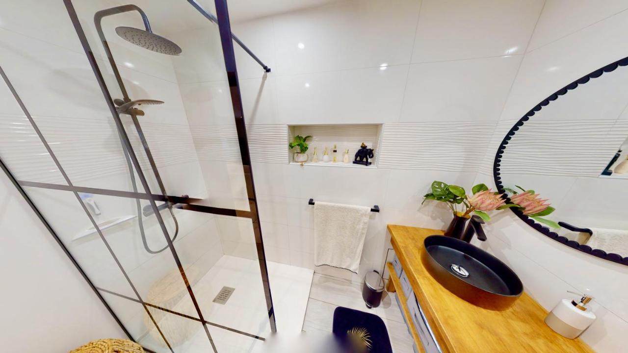 Marina, Spa & Sun - 2 Bedrooms - Luxury Apartment Anse Marcel 외부 사진