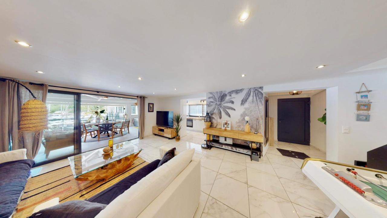 Marina, Spa & Sun - 2 Bedrooms - Luxury Apartment Anse Marcel 외부 사진